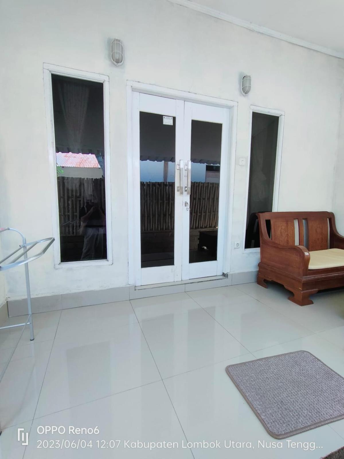 Pineapple Guest House Гили-Эйр Экстерьер фото